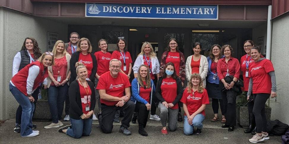 discovery red shirts march 2022